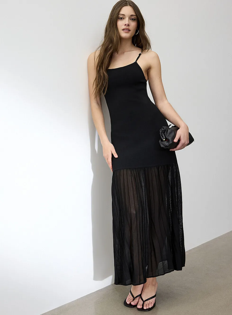 Knotted strap maxi dress