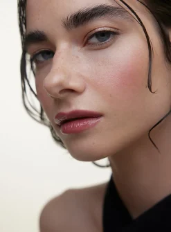 La Laque tinted lip oil