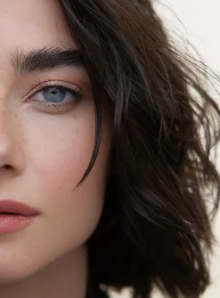 La Lumière liquid eyeshadow