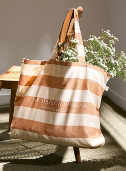 La Maison Simons shopping bag