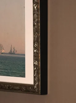 La promesse des flots silver frame rigid art print