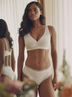Lace plunge bralette