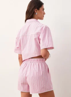 Lace trim striped short