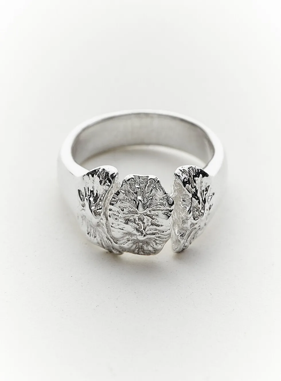Laconia sterling silver ring