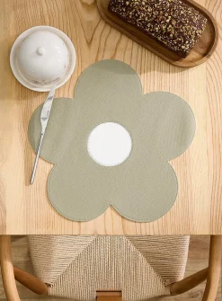 Large flower faux-leather placemat