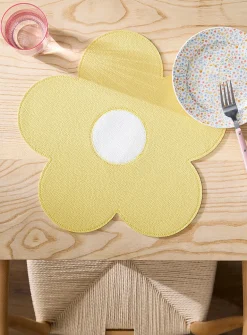 Large flower faux-leather placemat
