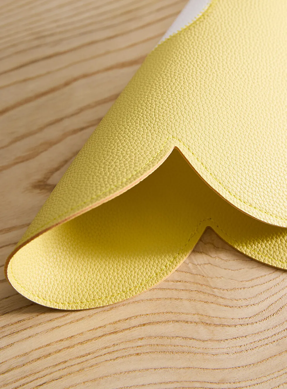 Large flower faux-leather placemat