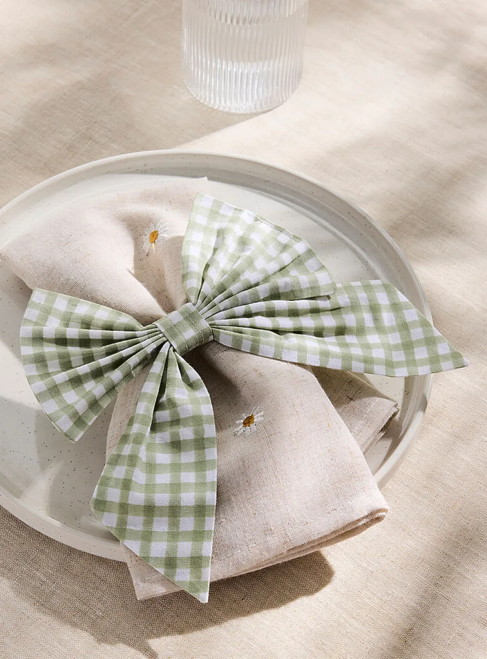 Large gingham bow napkin ring