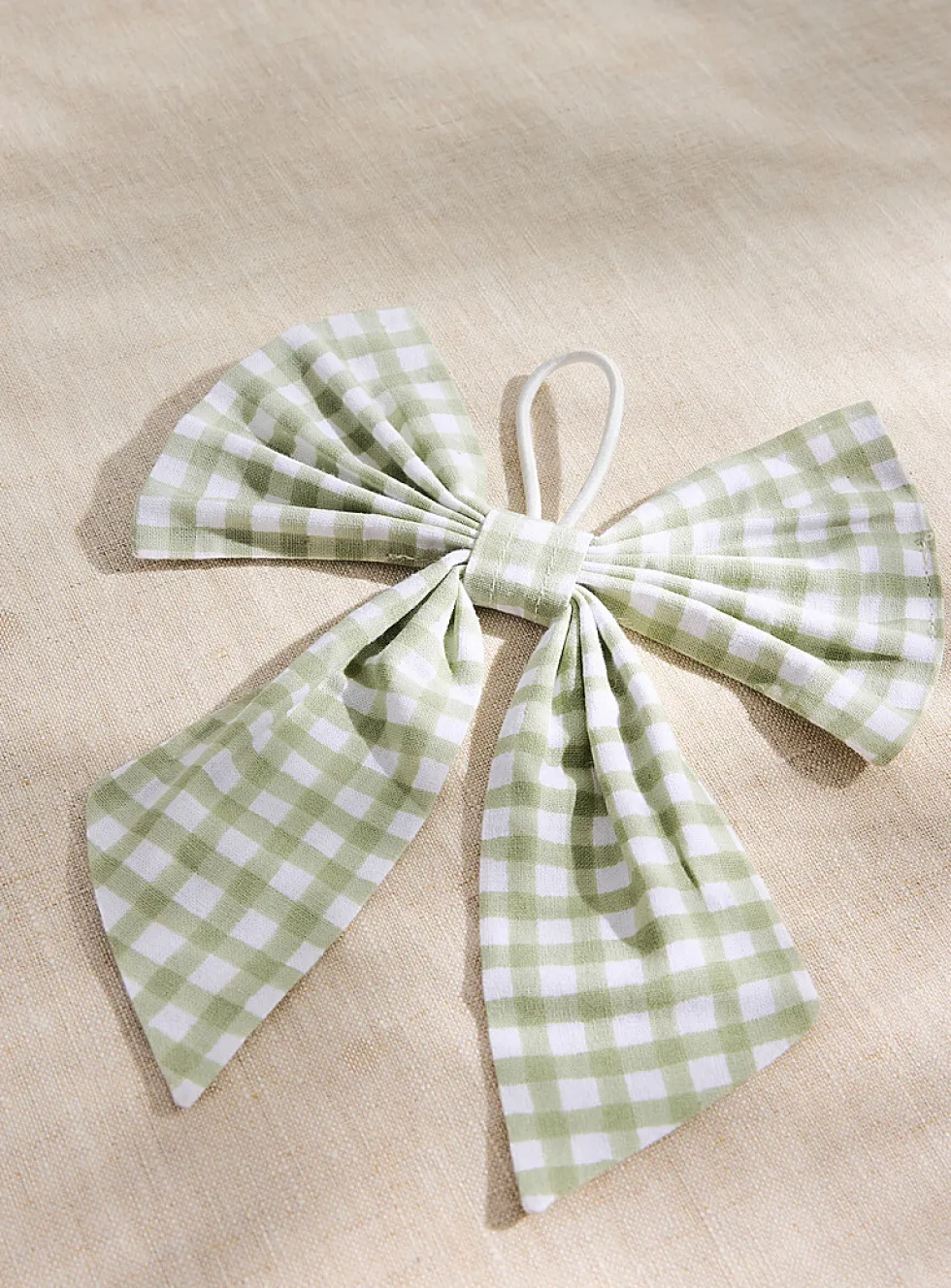 Large gingham bow napkin ring