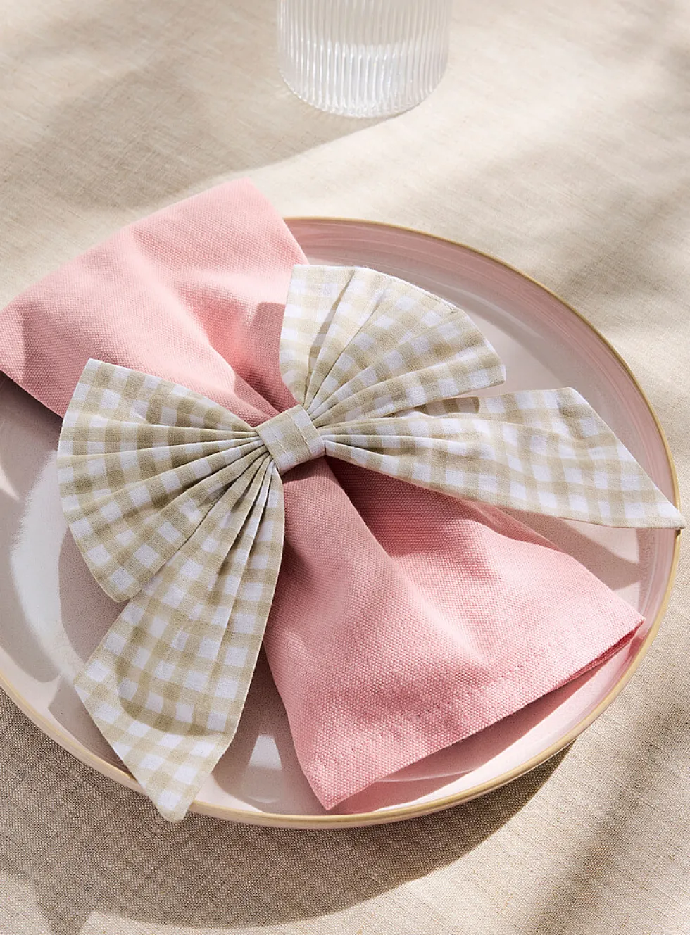 Large gingham bow napkin ring