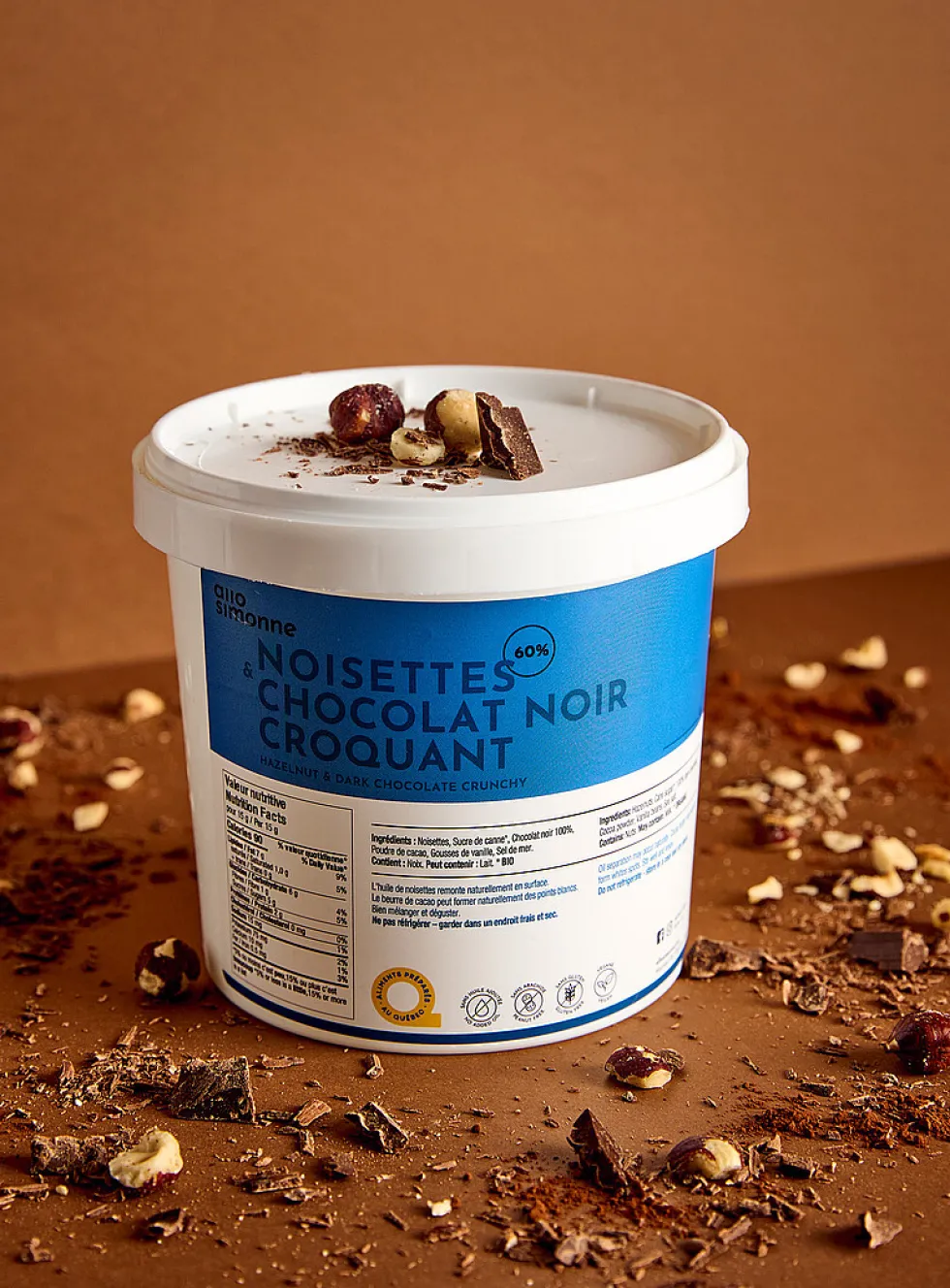 Large-size chocolate and hazelnut spread