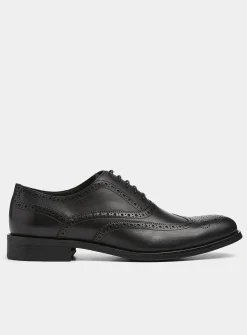 Leather brogue shoe