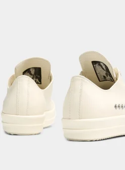 Leather low-top sneaker