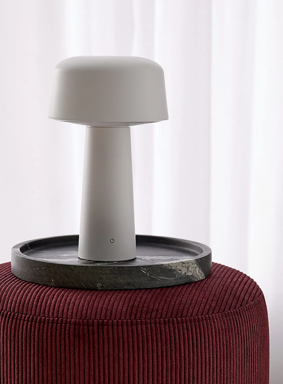 Lenny cordless LED table lamp