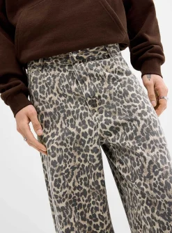 Leopard barrel-leg jean