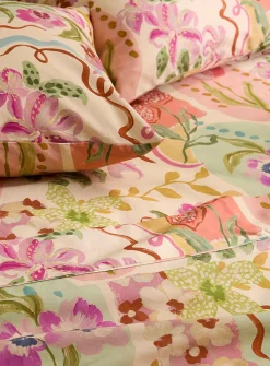 Les Fleurs gentle blooms sheet set