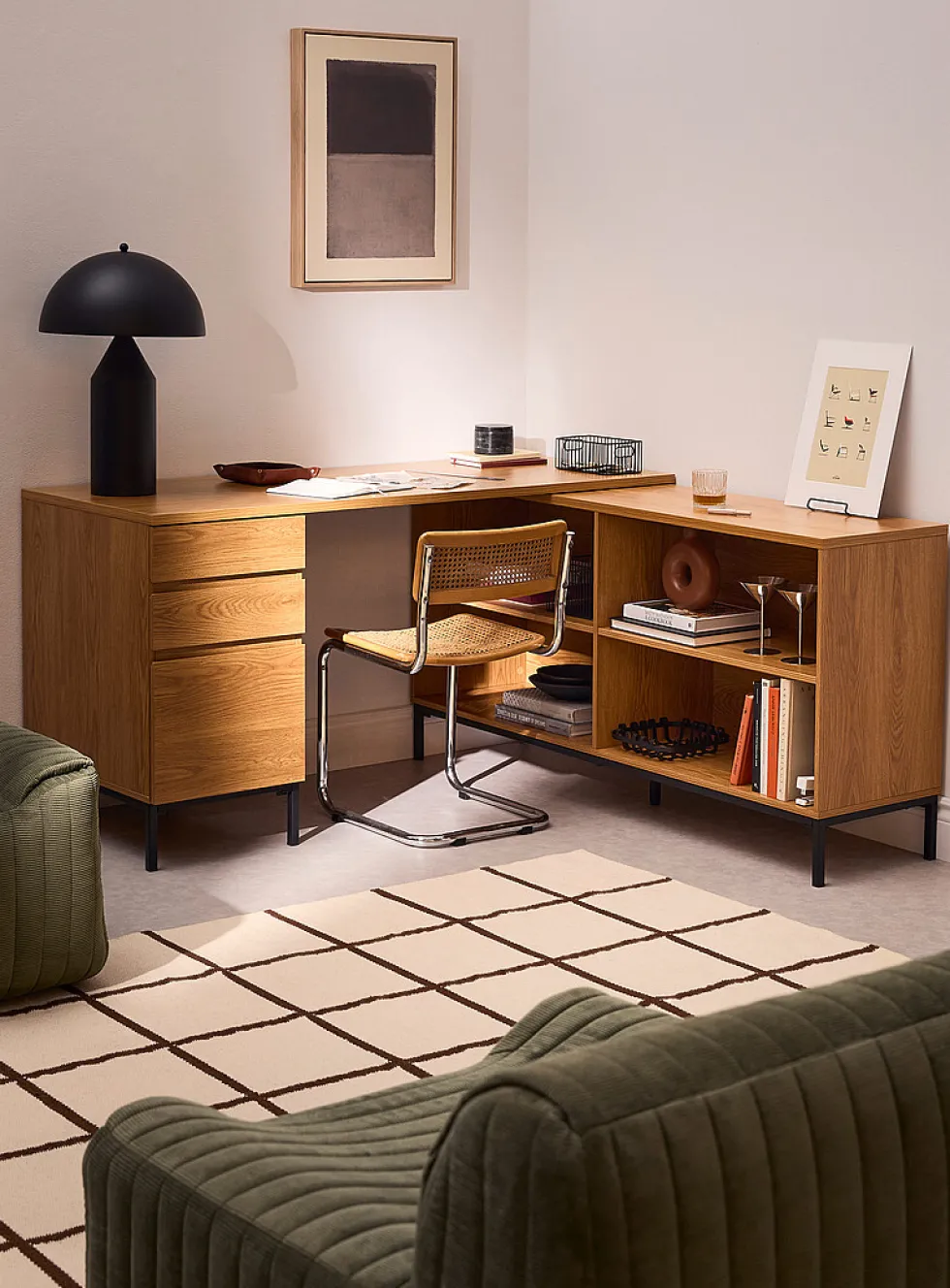 Light oak finish L-shaped desk