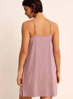 Light V-neck nightie