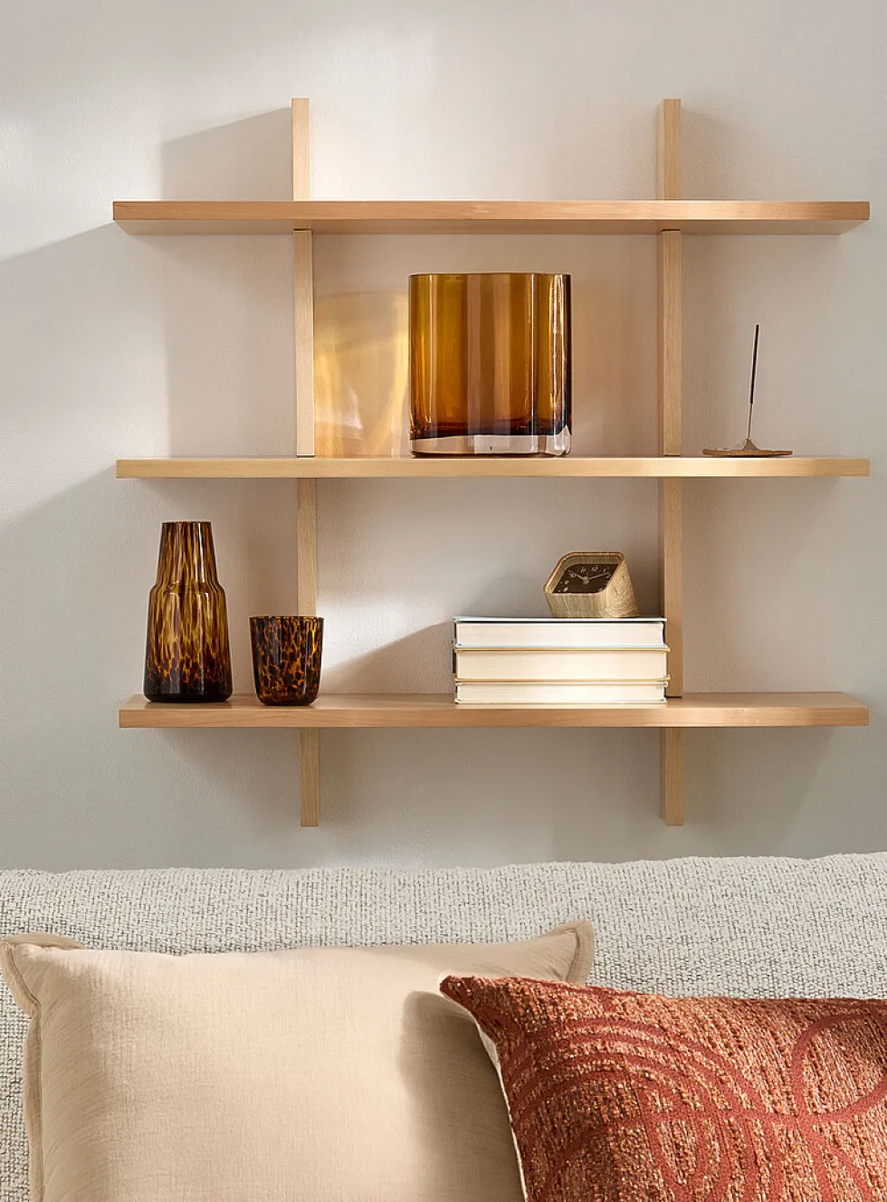 Light wool triple wall shelf