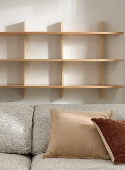 Light wool triple wall shelf