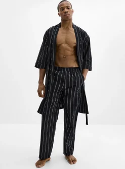 Lightweight patterned poplin robe