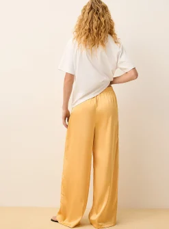 Lightweight satin wide-leg pant