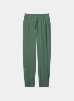 Lightweight stretch fabric joggers