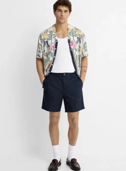 Lightweight weave Bermudas