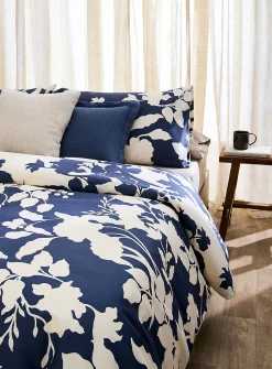 Lila floral poetry navy blue duvet cover set
