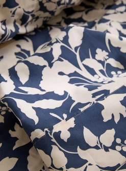 Lila floral poetry navy blue sheet set