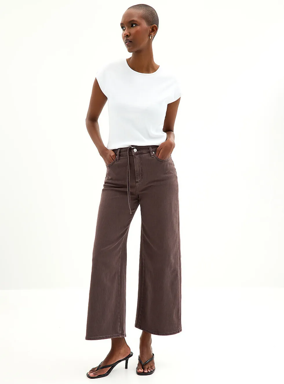 Lily Short cropped coloured jean