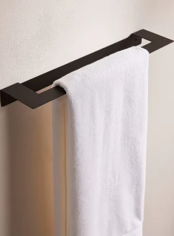 Linear towel bar