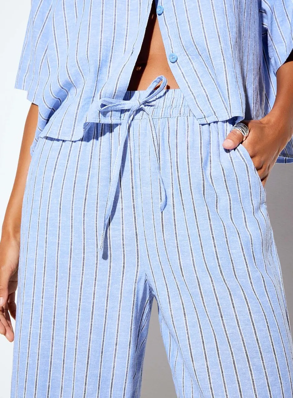 Linen blend elastic-waistband wide-leg pant
