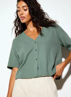 Linen blend V-neck boxy-fit blouse
