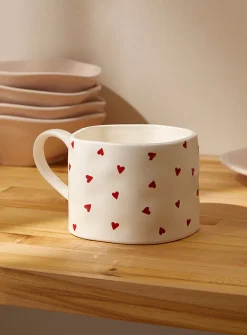 Little hearts large embossed mug