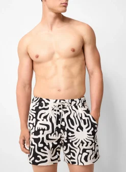 Loefy fluid abstraction swim trunk