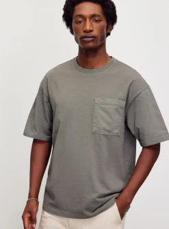 Logo patch pocket T-shirt