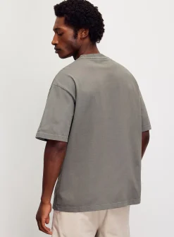 Logo patch pocket T-shirt