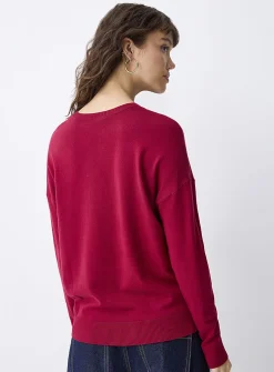 Loose crew-neck sweater
