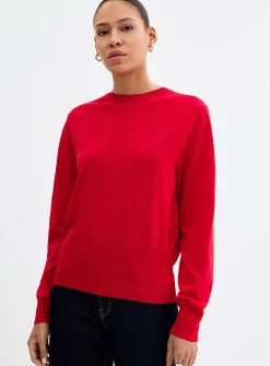 Loose fine-knit sweater