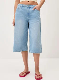 Loose low-rise jort