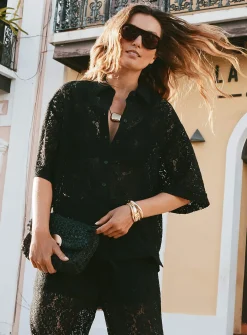 Loose short-sleeve lace shirt