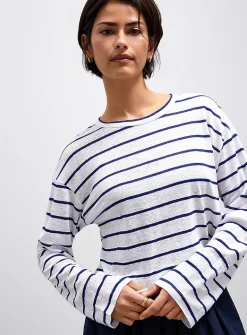 Loose-fit pure linen T-shirt
