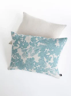 Low tide linen cushion