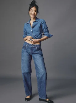 Low-rise straight-leg jean