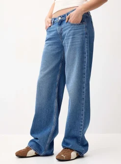 Low-rise wide-leg jean