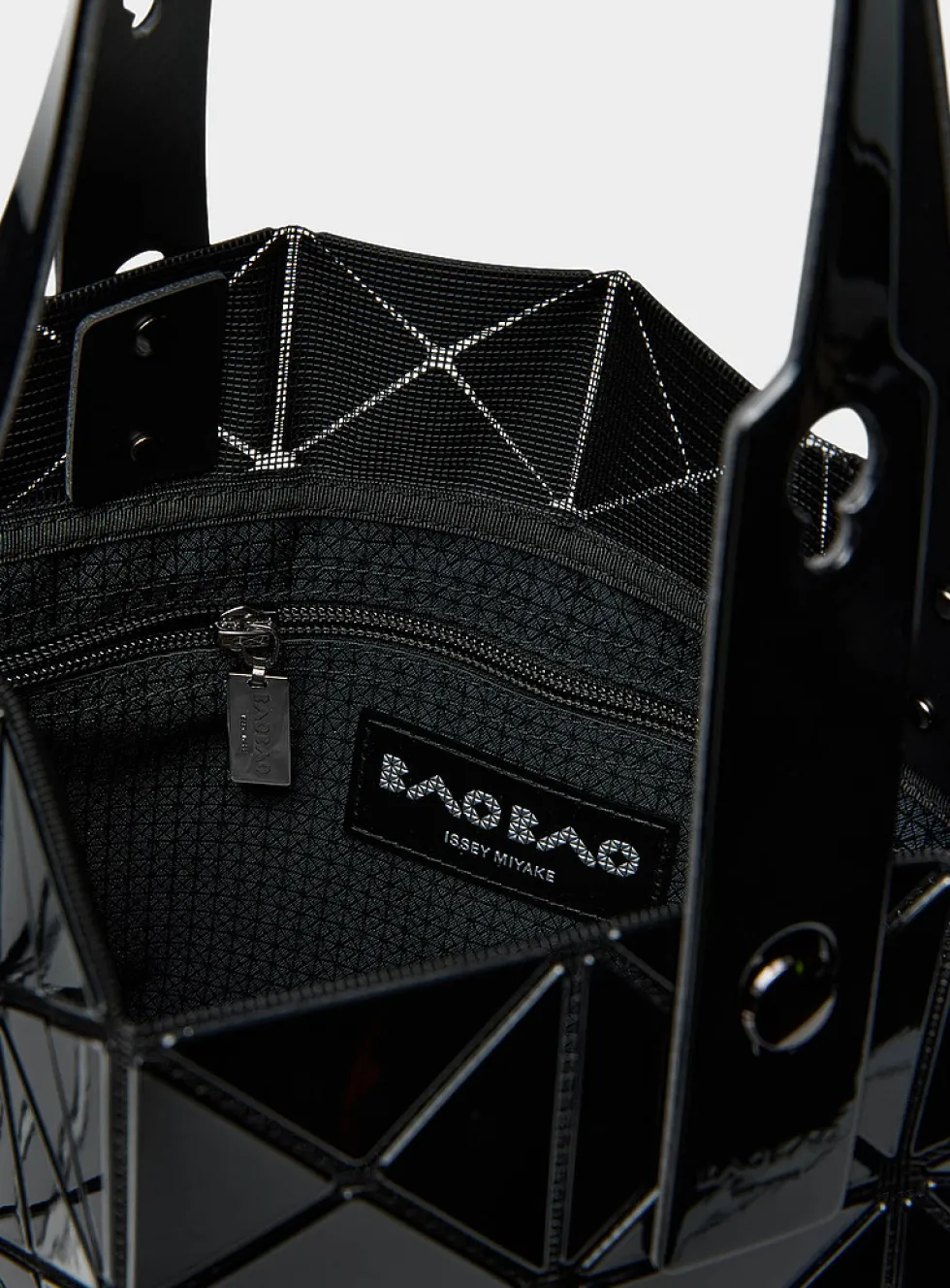 Lucent tote