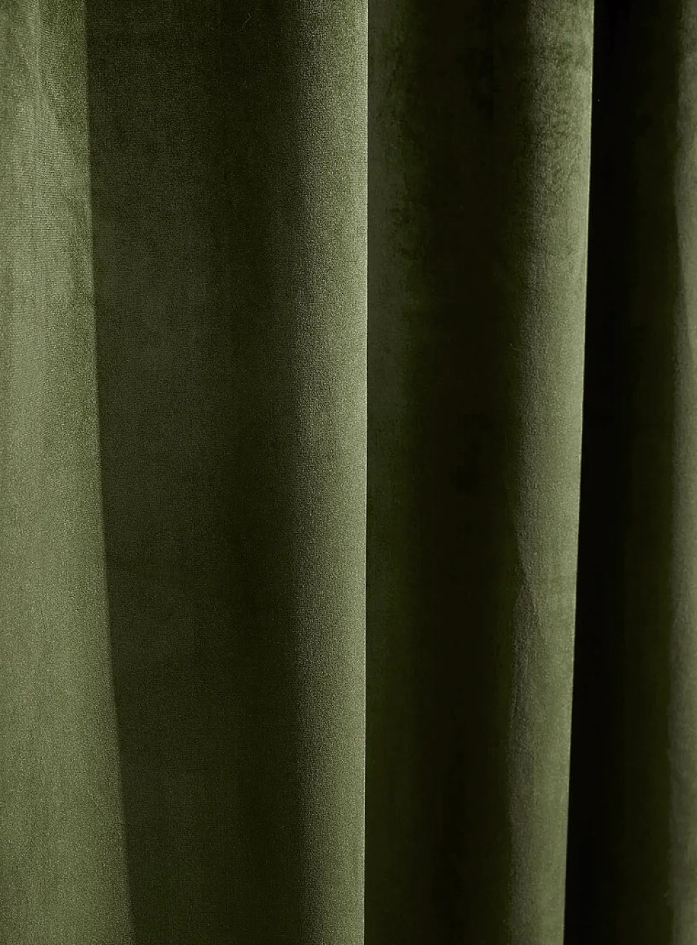 Luxurious velvet curtain