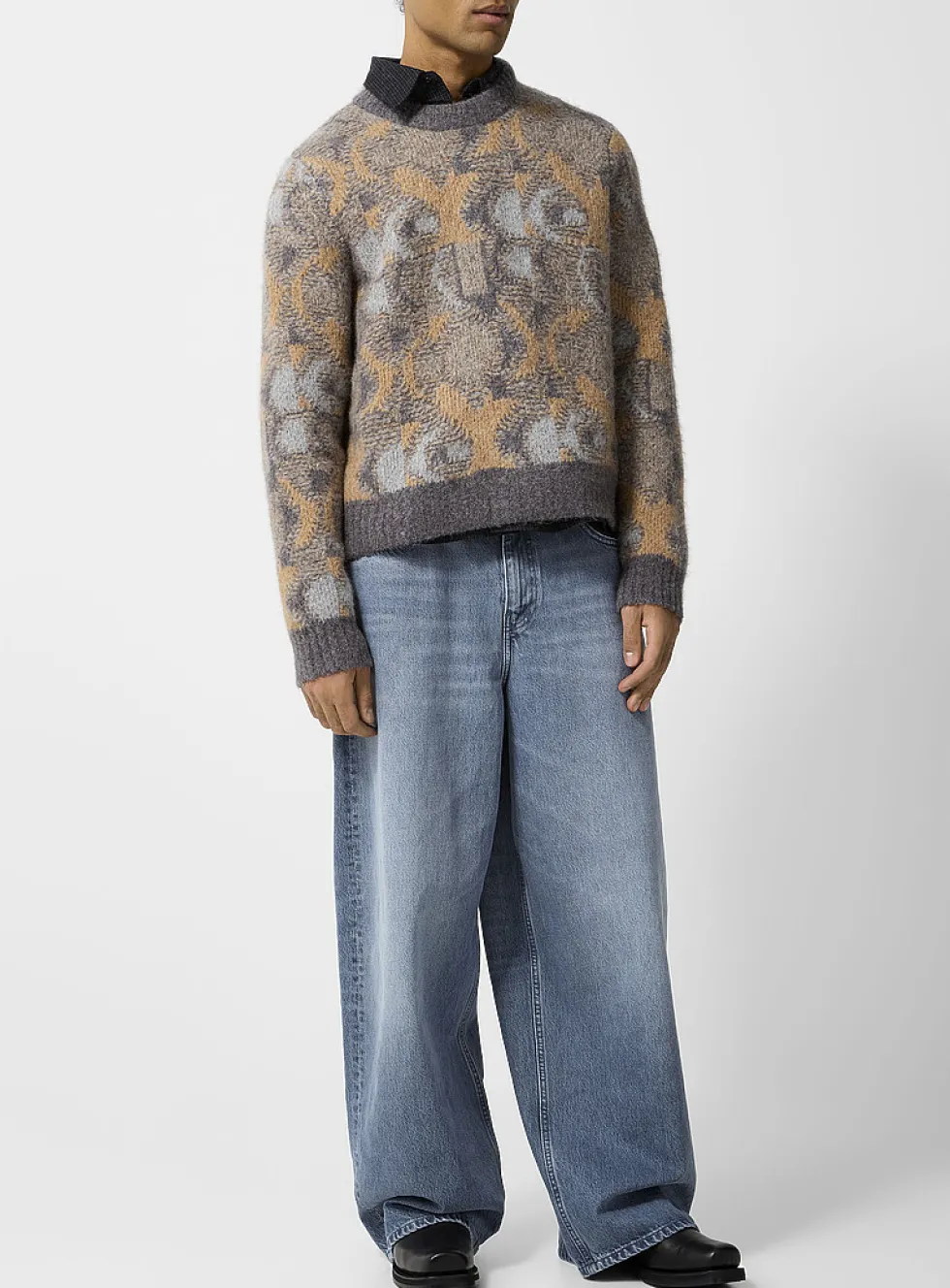 Lyon extra-wide-leg faded jean
