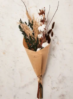 Lysandre dried plants bouquet